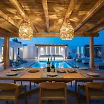 Noble Pearl Paros Casa de Férias