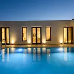 Noble Pearl Paros Casa de Férias *