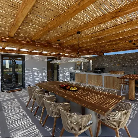 Noble Pearl Paros * サンタ・マリア