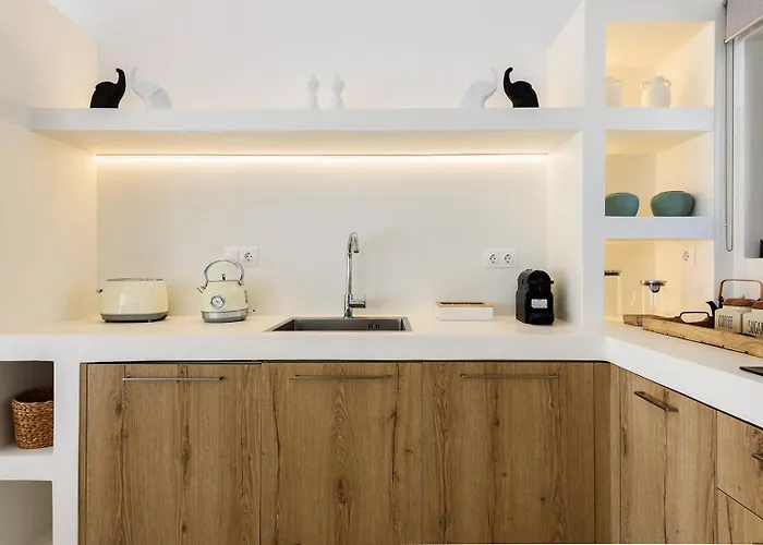 Noble Pearl Paros サンタ・マリア