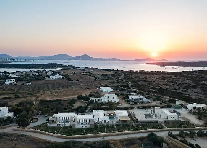 Noble Pearl Paros サンタ・マリア