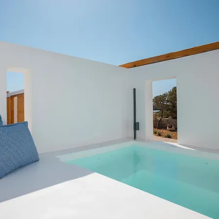 Noble Pearl Paros * Santa Maria (Paros)
