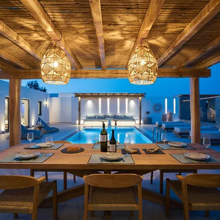 Noble Pearl Paros Feriehus
