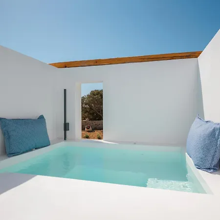 Noble Pearl Paros Holiday home *