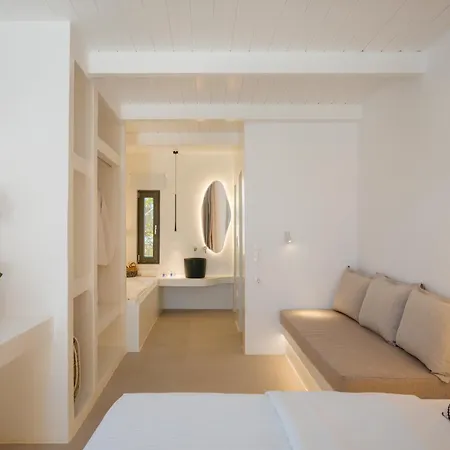 Noble Pearl Paros