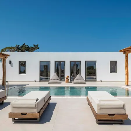 Noble Pearl Paros