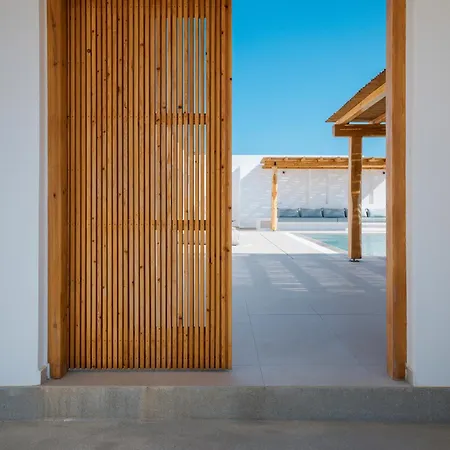 Noble Pearl Paros * Santa Maria (Paros)