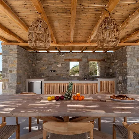 Noble Pearl Paros Santa Maria (Paros)