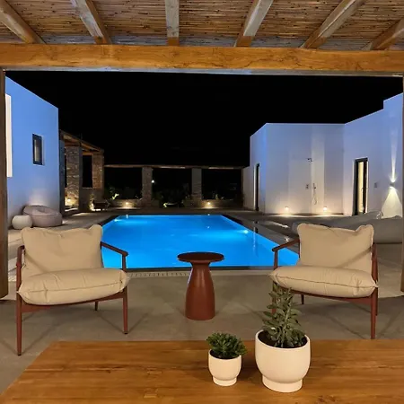 Noble Pearl Paros Nyaraló