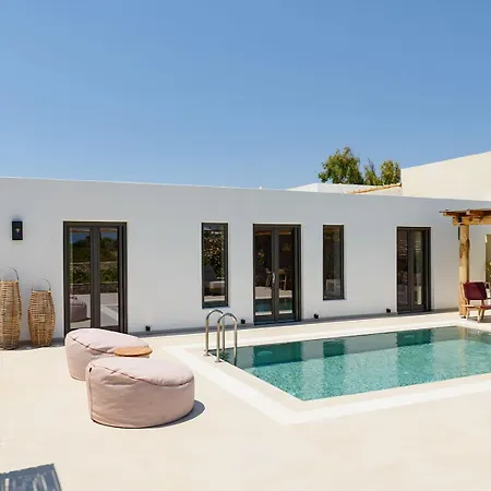 Noble Pearl Paros *