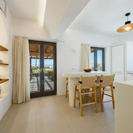 Noble Pearl Paros *