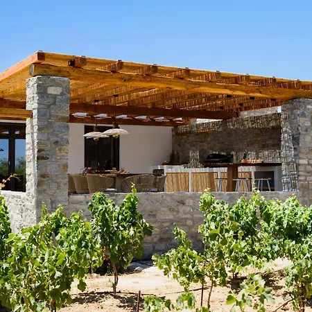 Noble Pearl Paros Semesterbostad *