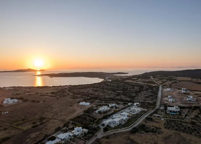 Noble Pearl Paros Santa Maria (Paros)