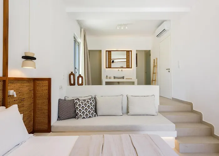 Noble Pearl Paros