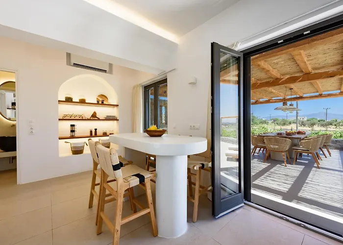 Noble Pearl Paros * Santa Maria (Paros)