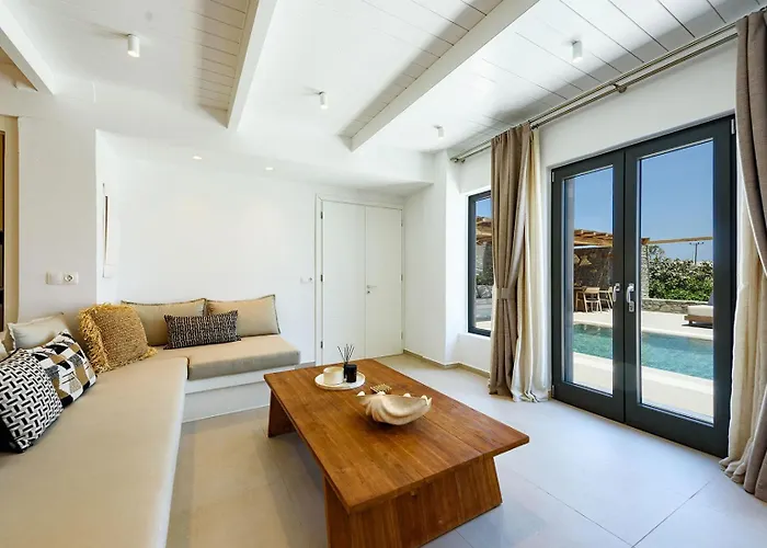 בית נופש Noble Pearl Paros סנטה מריה