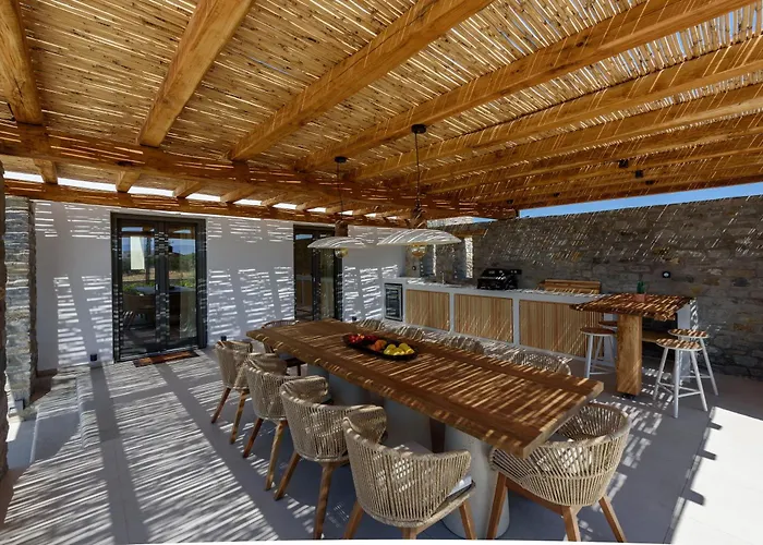 Noble Pearl Paros * סנטה מריה